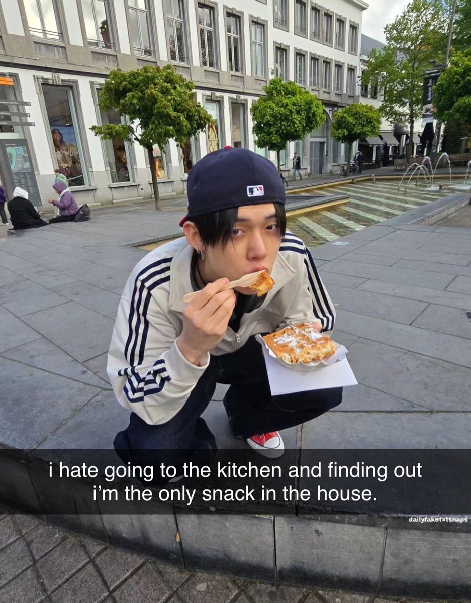 self-love snaps by: #YEONJUN