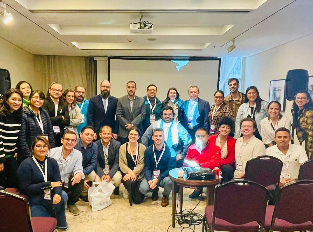 #SAE2024 Participando en el Congreso junto a Ondas de Latinoamérica. Orgulloso de ver cuanto se ha crecido. Felicitaciones <a href="/JackelineEstof1/">Jackeline Estofanero</a> 👏👏 me encantó esta diapositiva <a href="/ondasPOCUS/">Ondas de Latinoamérica</a> <a href="/SAE_arg/">SAE</a> <a href="/FLAME_OficialEM/">FLAMEOficial</a>