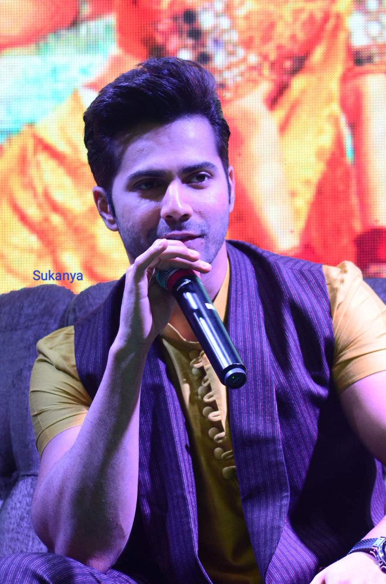 LoyalVarunFan's tweet image. Throwback BKD Promotion 
#varunDhawan #BKD