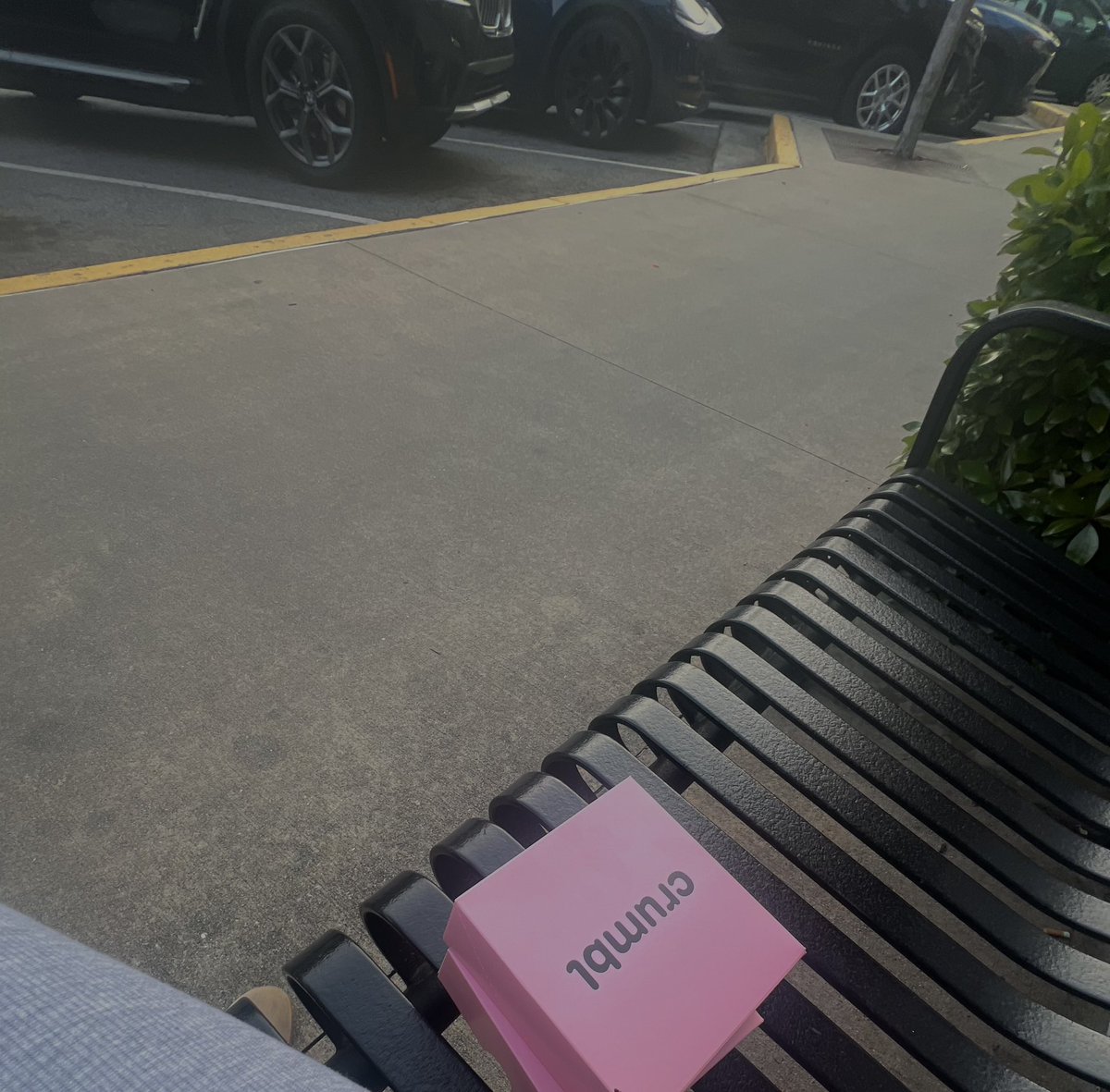 asraph0's tweet photo. why am i finding out crumbl cookies exist here https://t.co/VpCC6qQ3wO