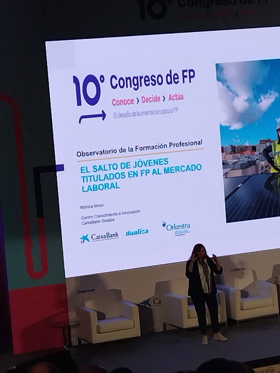 olgapulidob's tweet photo. #10congresoFP #ConoceDecideActua
2o día de Congreso en Sevilla... Let's Ho! https://t.co/XyAC6ycTgA