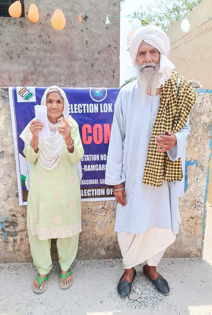 T_L_R_Official's tweet photo. Rawel Singh of 98 yrs and his wife Harbans Kour of 90 yrs of village Govindgarh in Ramgarh border area posing outside a polling booth after exercising their democratic right today.

#ChunavKaParv #DeshKaGarv #IVote4Sure 

#ChunavKaParv #DeshKaGarv #IVote4Sure 

@ECISVEEP @diprjk https://t.co/1QBY3z2qEK