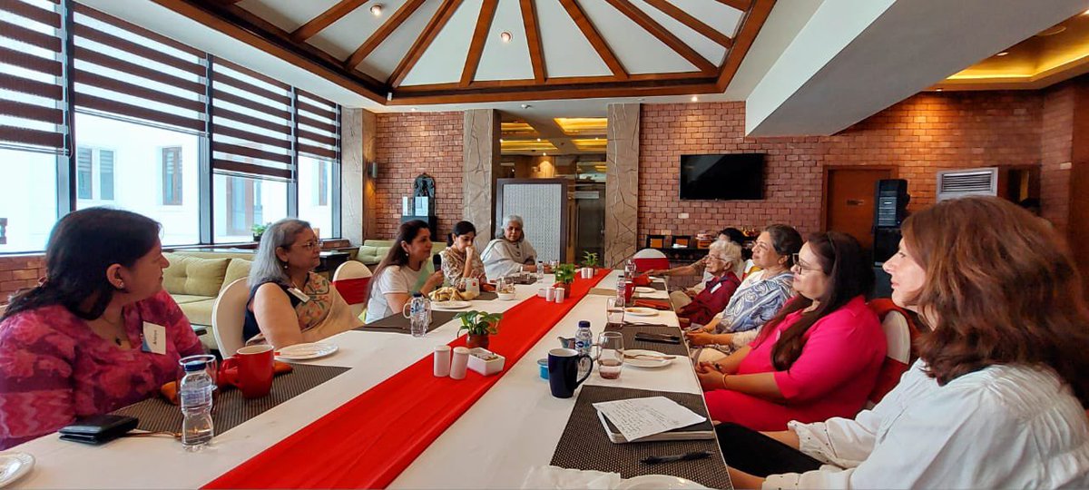 Inspiring #adda with some of Bengal’s legendary women about transforming lives and livelihoods through creative and inclusive practices and education. Most are @t2telegraph #SHEAward winners or jury members; all have created positive change through 🇬🇧 🇮🇳 collaborations.