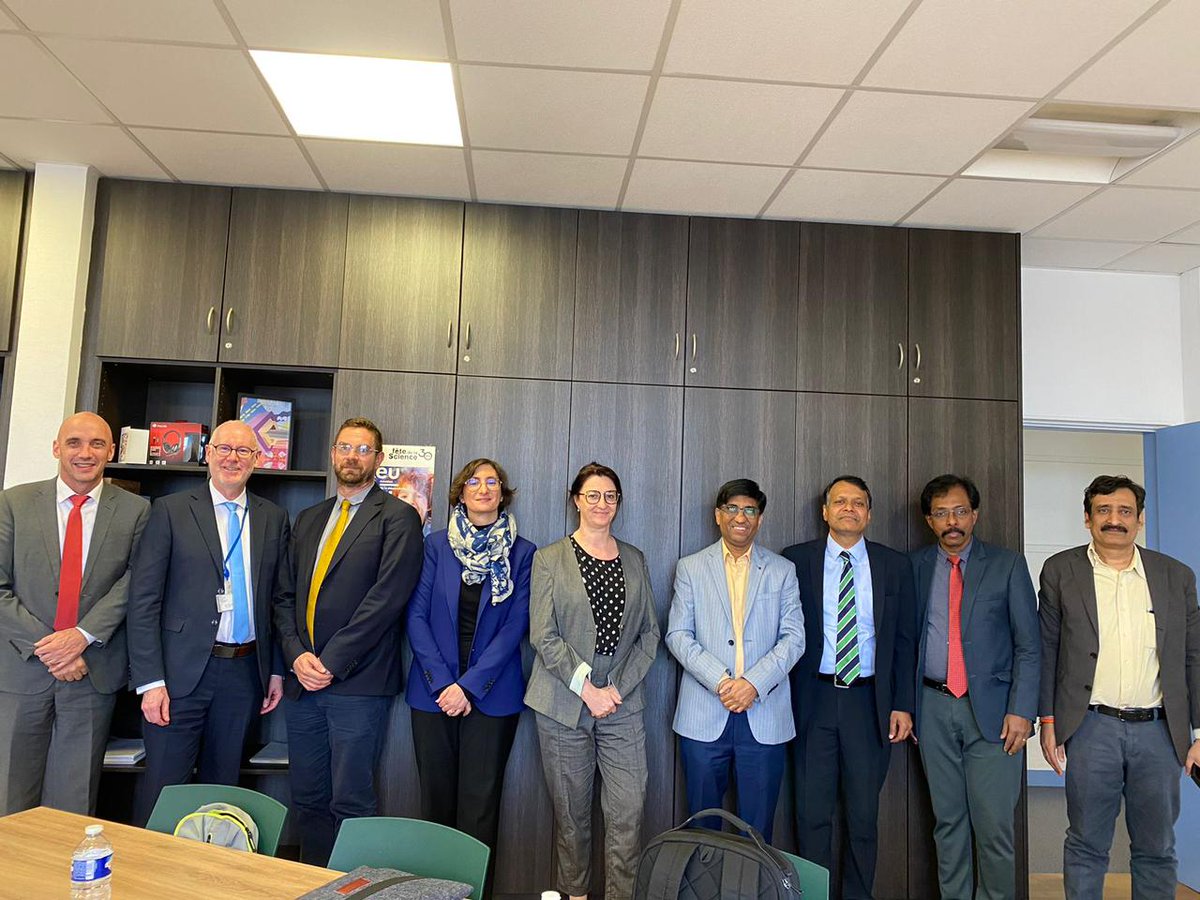 It was a pleasure to meet Ms. Claire Giry, @giry_claire DG, Ministry of Higher Education and Research, France, @sup_recherche along with the Indian delegation. We reviewed the progress of the recommendations of Joint S&T Committee held in January in New Delhi and agreed to setup…