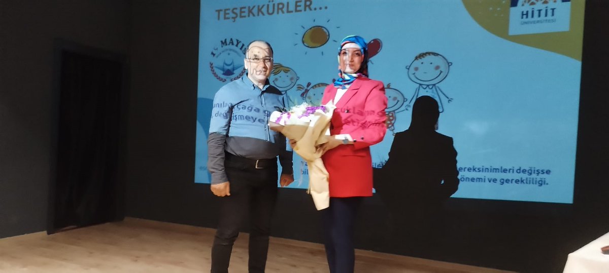 Tübitak Bilim Söyleşileri kapsamında 19 Mayıs İmam Hatip Ortaokulunda Çorum Hitit Üniversitesi öğretim Üyesi Doç. Dr. Esra Işık tarafından “Aile İçi İletişim” konulu bilim söyleşisi gerçekleştirildi. @Tubitak @samsunmem @muratagar60