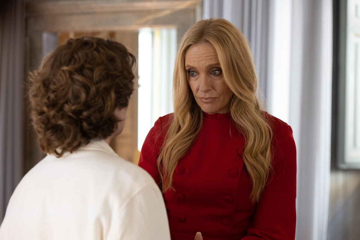 Toni Collette becomes a mafiosa in Mafia Mamma, your #SundayNightMovie at 20:30 on @MNet. 👀 🍿

Check out notorious, real-life female mobsters here ➡️ tinyurl.com/yd2cc3zc