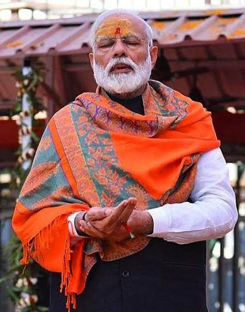 SanjayS84620376's tweet photo. @narendramodi जागो हिंदुओं   जागो
सनातन धर्�� के सम्मान ,हिंदू राष्ट्र और विश्व गुरु भारत के लिये
मोदीजी  का प्रधानमंत्री बनना जरुरी है 
अबकी बार  400 पार ।,
अपने वोट की ताकत से
कर दो चमत्कार ।। https://t.co/Z9oqQ8q7Yb