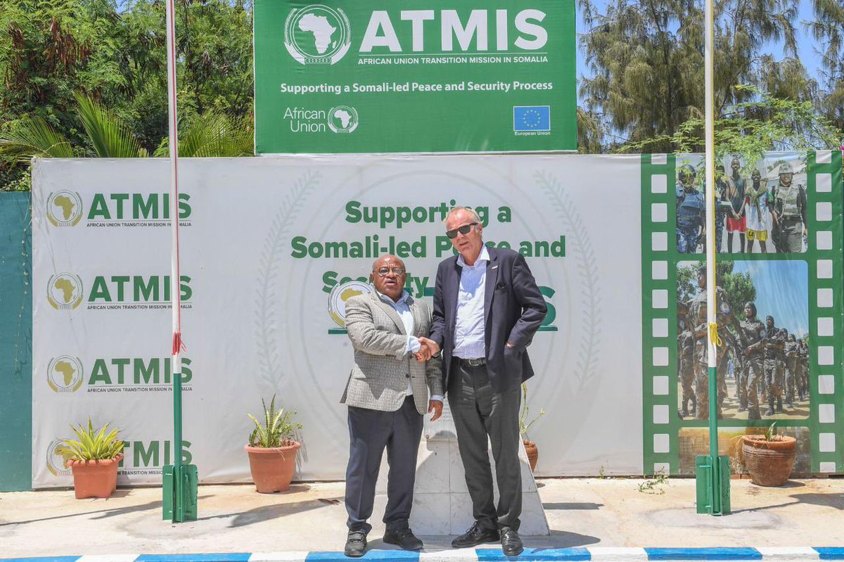 SwissEmbassyKE's tweet photo. Amb. Zellweger discussed the current security threats in Somalia with SRCC @souefmo_elamine, in presence of acting Force Commander Ngendabanka. They both emphasized the importance of keeping in mind the post-ATMIS phase during the ongoing ATMIS drawdown... https://t.co/xqmo75GAoW