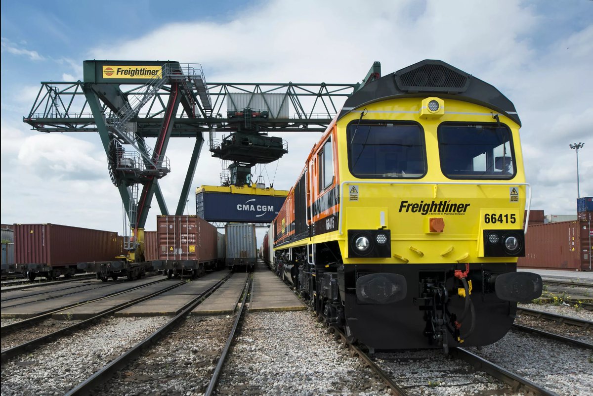 freightonline's tweet photo. Labour's plans to fix #Britain's railways welcomed by freight industry... 

https://t.co/7B8NOEflIi

@RailFreightUK @RailFreight @LogisticsUKNews #freight #intermodal @multimodal #rail #logistics

Sign up for the latest freight news: https://t.co/AsYBD1RZiJ https://t.co/PtUlhSebz2