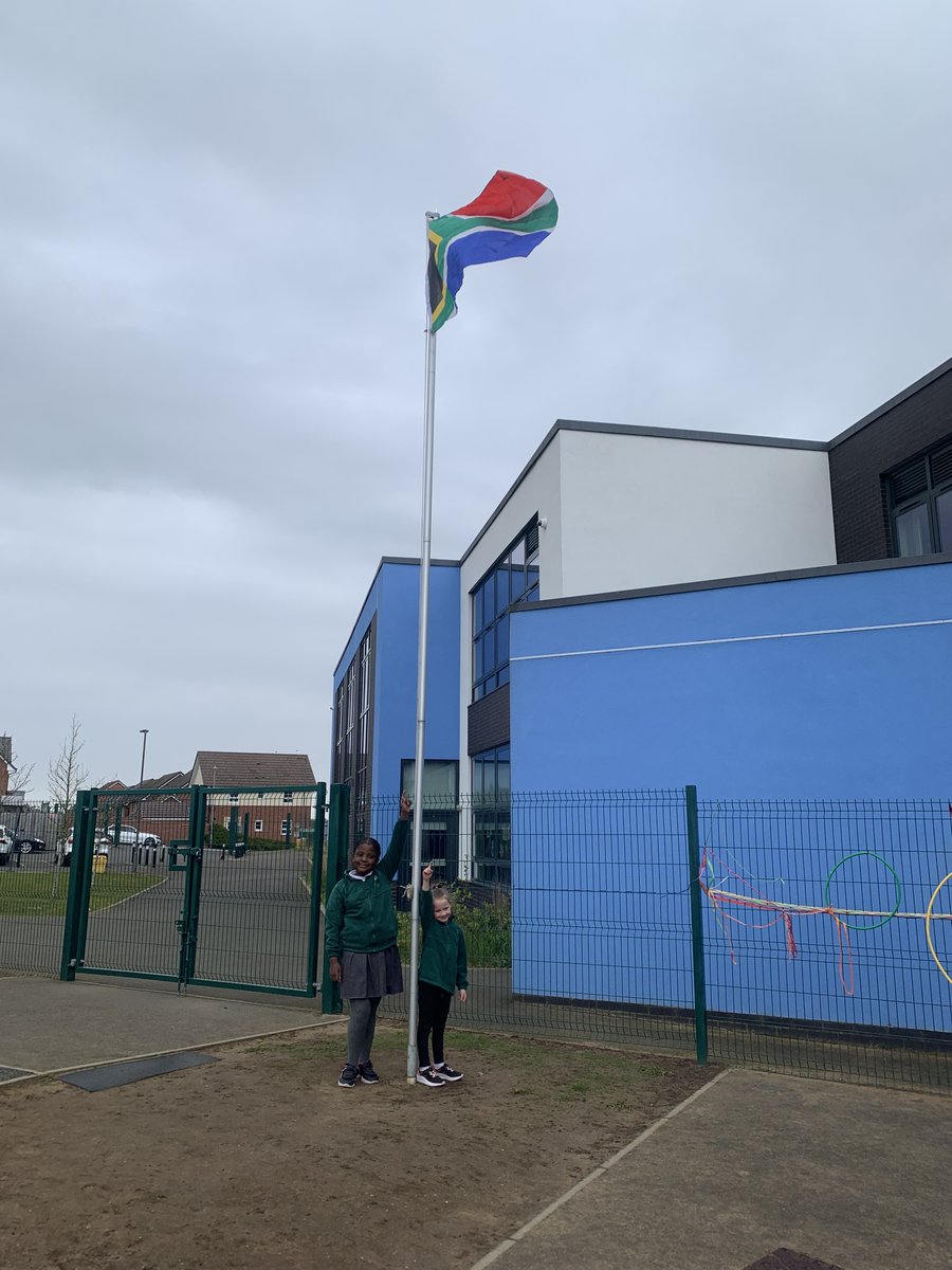 Our South African flag is flying in readiness for Freedom Day tomorrow. #community #flag #FreedomDay #SouthAfrica #school #grantham #primary #poplarfarm