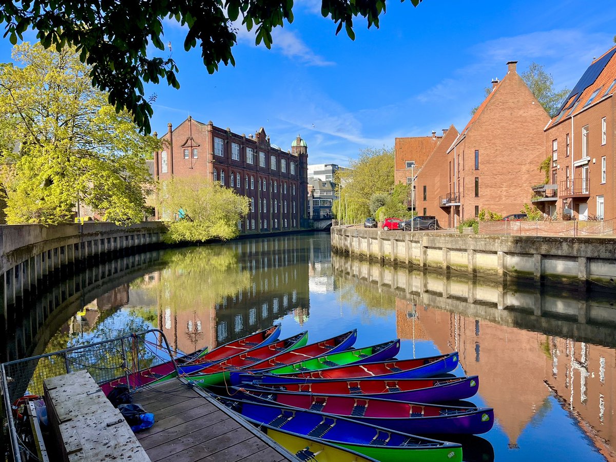 Sunny in Norwich this morning… @WeatherAisling @ChrisPage90 @StormHour @metoffice #loveukweather @VisitNorwich