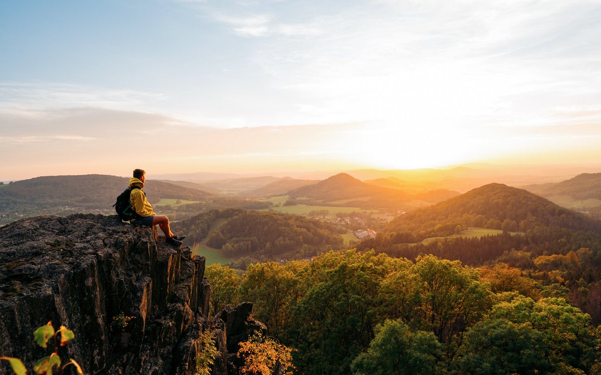 Why does every business need a #NatureStrategy? 🌱 In a recent article for @cuttertweets, @EvaZabey1 writes on ways to extend the momentum created by the adoption of the Kunming-Montreal Global Biodiversity Framework (GBF). 🔗 Find out more: businessfornature.org/news/repost-na…