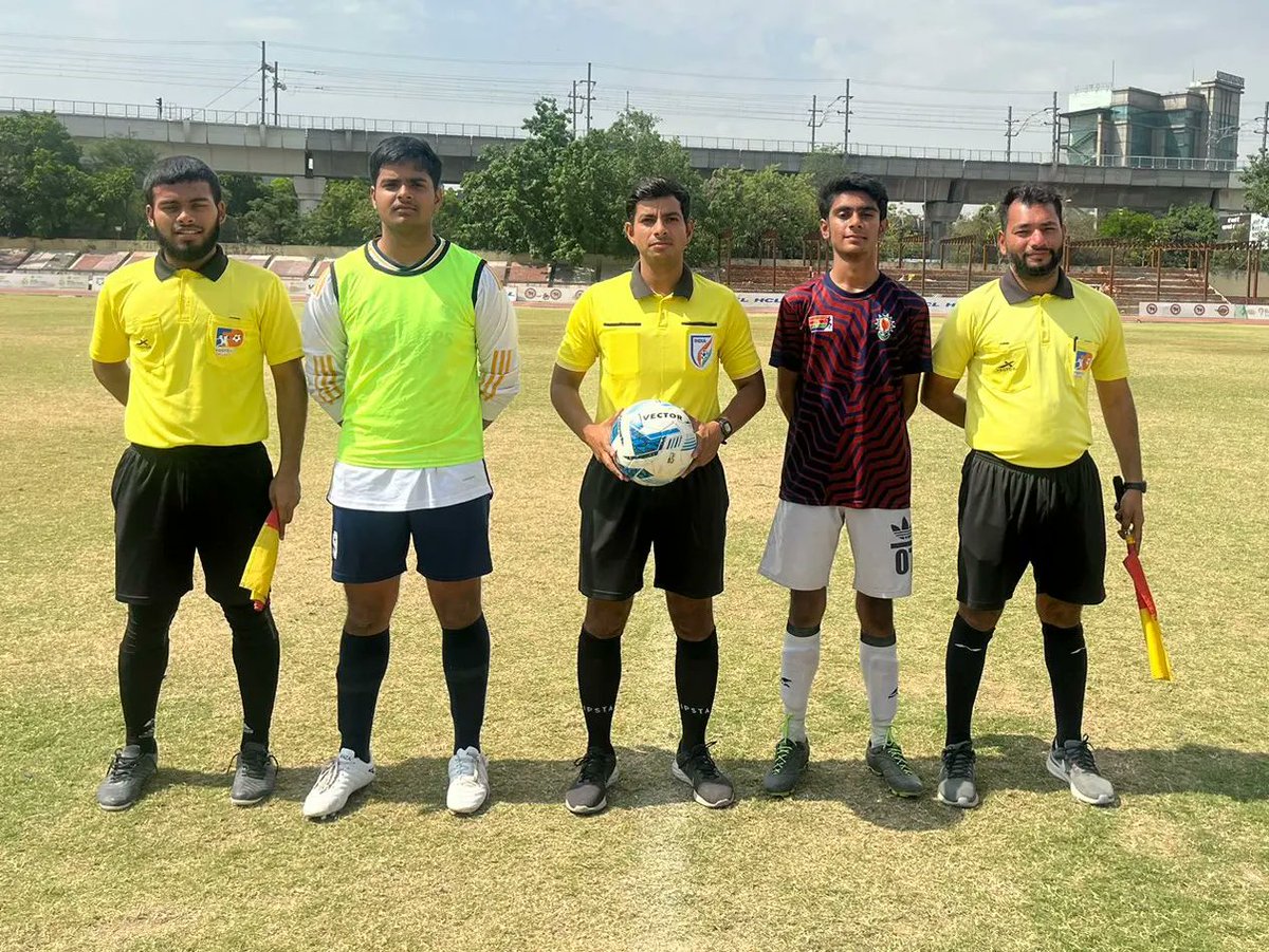 FootballDelhi's tweet photo. Delhi School Boys League 2023-24 🏆

TAFS 🆚 St. Thomas Public School

#FootballDelhi 
#DSBL #DelhiSchoolBoysLeague https://t.co/vl2jMb3bRO