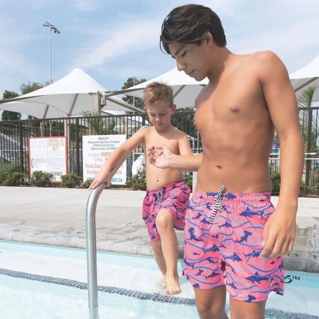 ProSwimwear's tweet photo. Last Chance to get 10% off Arena, Dolfin and Uglies swimwear! 🚨

Use code ADU10 at checkout: https://t.co/iQn1epbmTZ

#proswimwear #swimming #swim #racesuits #trainingswimwear #training #competitiveswimming #swimmer #savings #deals #save #arenawaterinstinct #dolfin #uglies https://t.co/3Hke5KXLGg