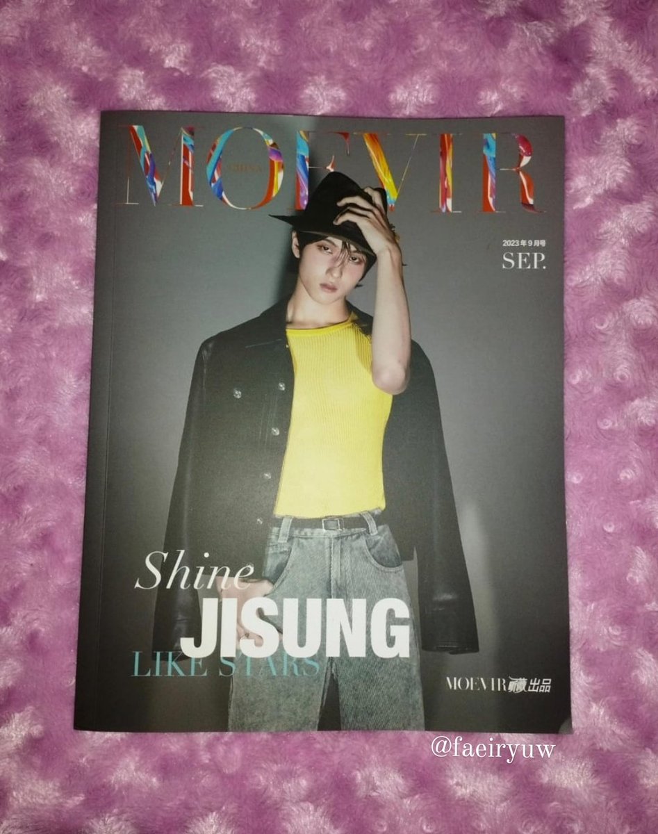 wts // want to sell

 𖥻  jisung moevir magazine 

⋆ magazine only
⋆ 150k exc adm shopee
⋆ co shopee / keep with dp
⋆ good condition (dm for details)
⋆ Kediri, Jatim

help rt please 🦅🦅🦅
tags; wts want to sell lfb jisung park jisung nct dream moevir magazine
