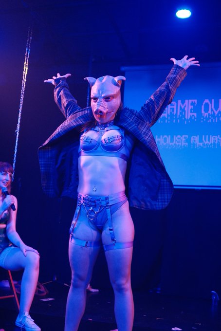 Missing Pigman 🐷😈 https://t.co/HyrNiGBGke<a href="/tag/oppenheimer"class="tags"><span>#oppenheimer</span></a><a href="/tag/barbenheimer"class="tags"><span>#barbenheimer</span></a>