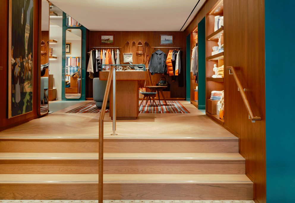cppluxury's tweet photo. Hermes opens new store in Princeton, New Jersey

https://t.co/aaJgs7NK7O (full article)

#Hermes #HermesParis #Princeton #luxuryfashion #luxury #fashion #luxurybags #bags #luxuryaccessories #luxuryshoes #luxuryboutique #luxuryretail #luxurybusiness #RDAI @Hermes_Paris https://t.co/OCJsaIxzOk