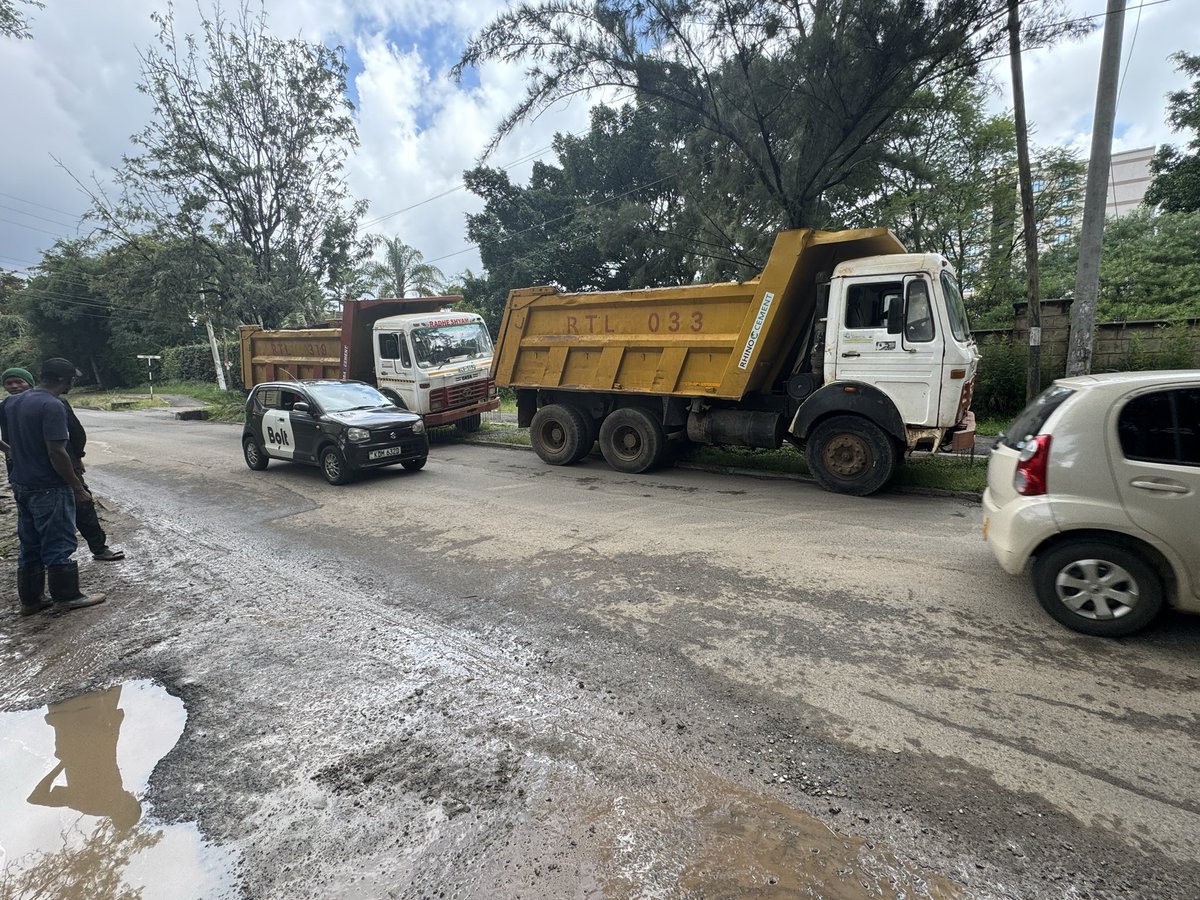 Opposite the residence of Governor Sakaja in Kilimani, there is a major excavation ongoing even with claims of ban on excavation. 

That was PR.