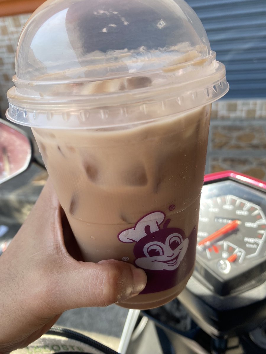 AMStanOfc's tweet photo. Love this new Jollibee Coffee Blends Iced Mocha ☕️😋 #JollibeeCoffeeBlends #Jollibee  

@AtashaMuhlach21  @Jollibee https://t.co/yVaAPaXOkT