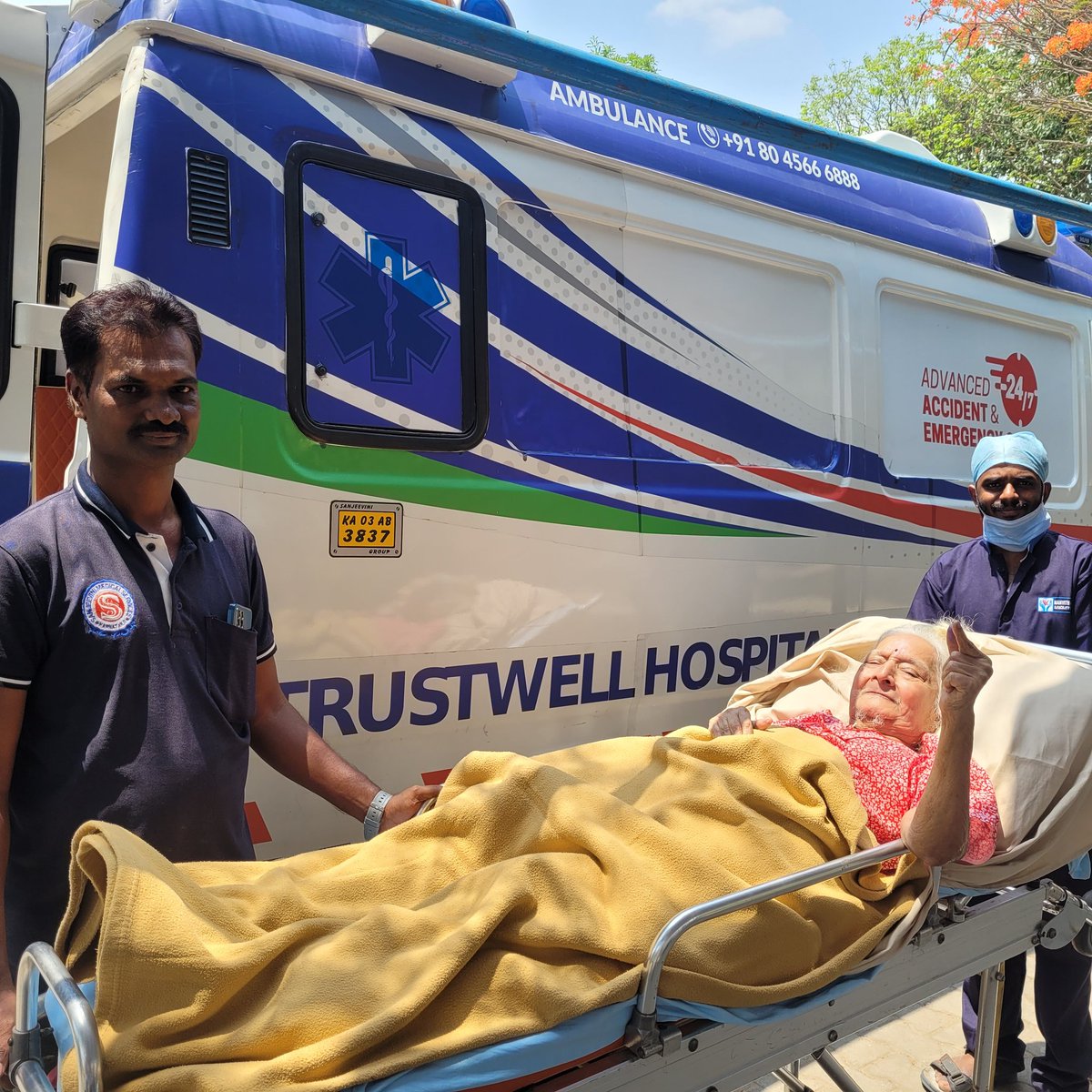 SrikCA's tweet photo. #BJPWinningBlrSouth @narendramodi 
My mother who taught history &amp; civics in a high school for almost three decades, was discharged today from hosital. She went straight to the booth and cast her vote. Sincere thanks to all the booth personal at Loyal School who were so helpful. https://t.co/M08L6IGrJ1