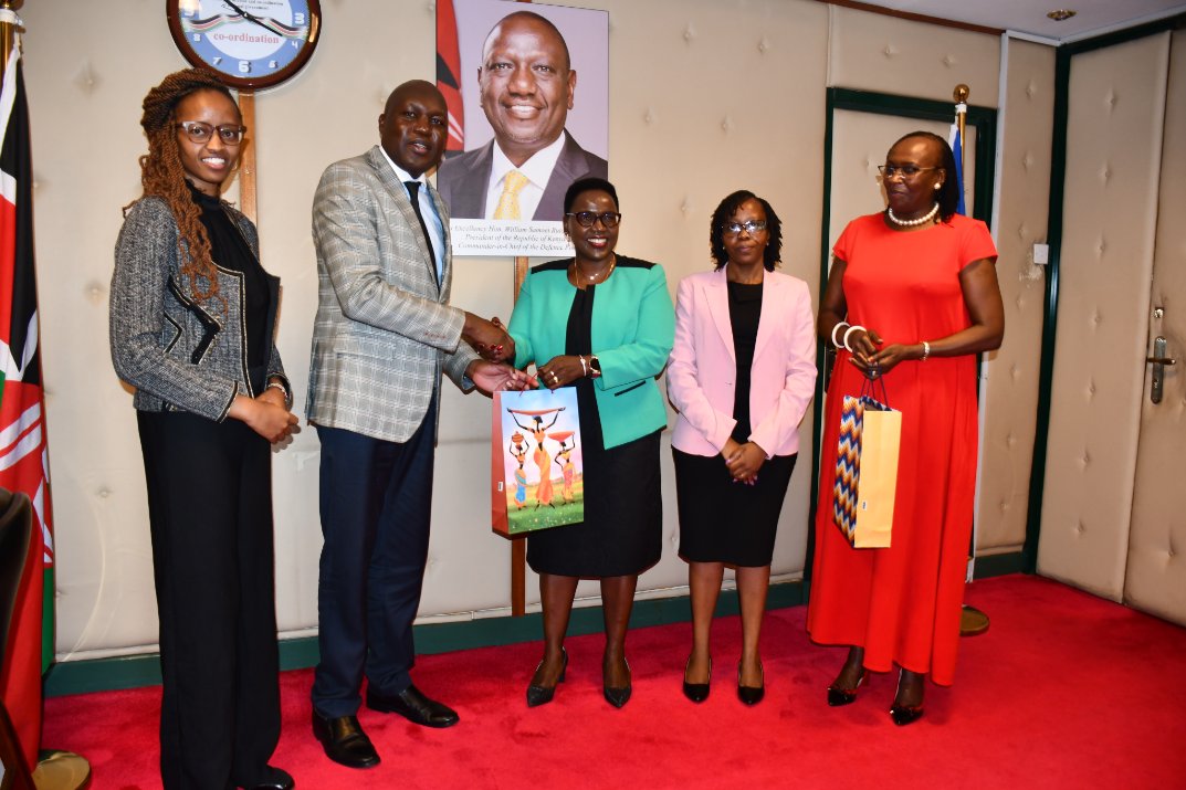 Under the auspices of the @prisonsreforms, our ED @EsauRiaroh, @Nafisika's ED Rose Thuku; @CleanStartKenya's Beki Mumo; & @IMLU_org's Naomi Wambui yesterday paid a courtesy call to @CorrectionalKE PS Dr. Salome Beacco to introduce PRWG & explore areas of mutual interest