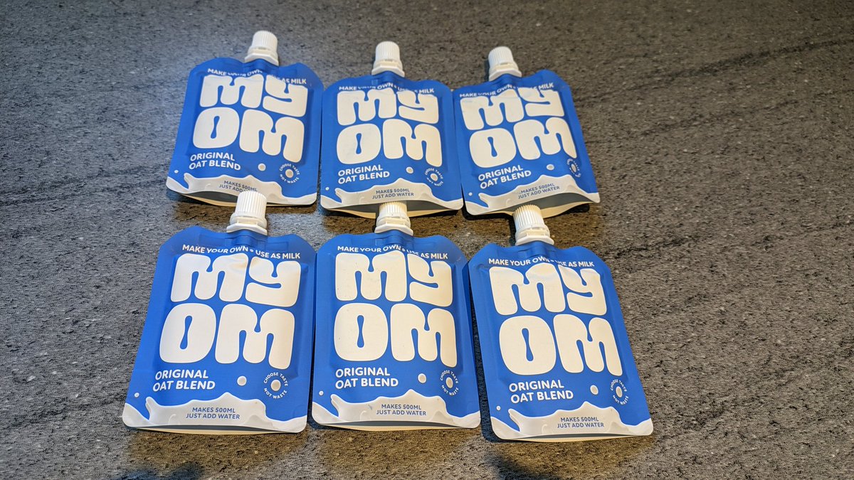 VeganOlive1's tweet photo. #AD What a great idea this #MYOM oat milk is...#Vegan #Crueltyfree oat milk in pouches #Recyclable packaging #Ambient until mixed with water..great for travelling..Taste test to follow...Anyone tried this? ☺️😋🌱🌻👍 https://t.co/n8zQZUHRpr
