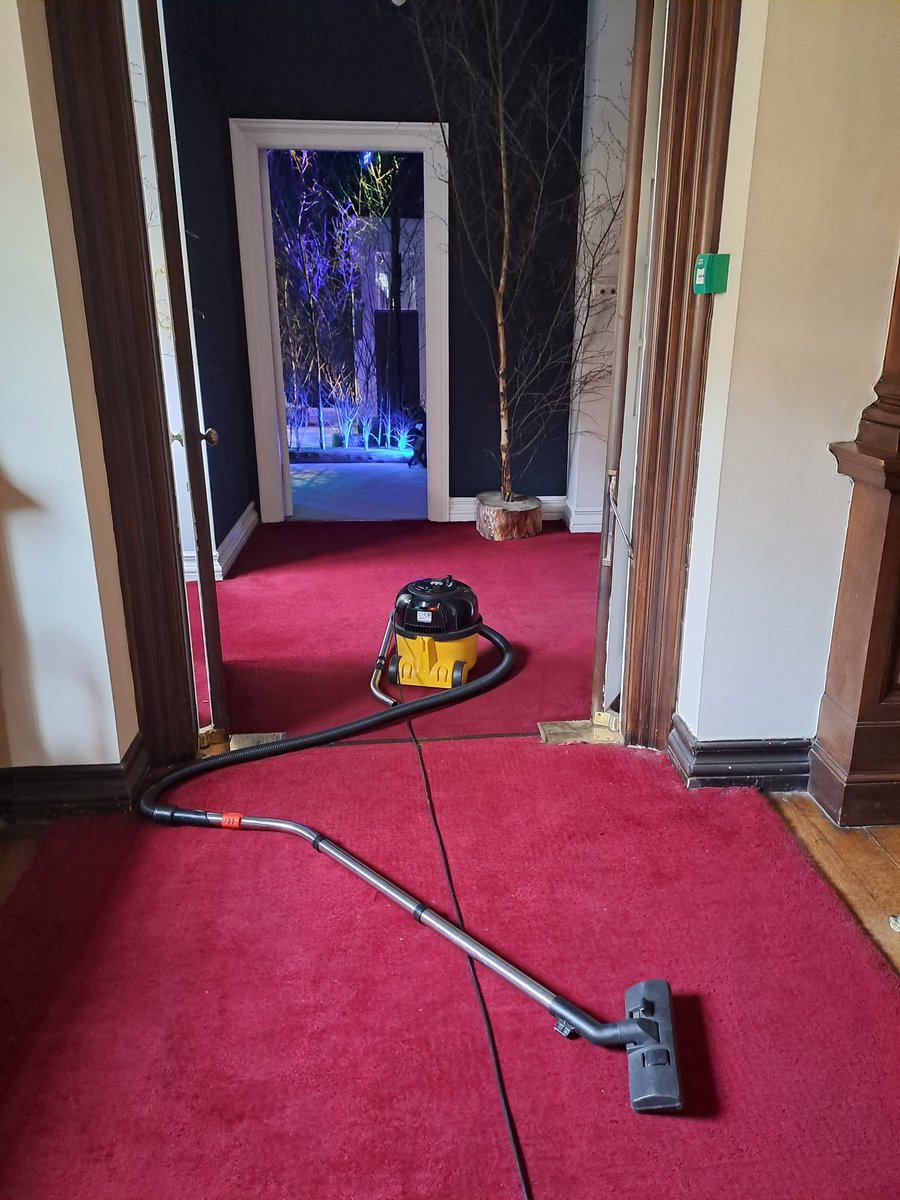 HilarySJarvis's tweet photo. Managers of historic houses: get your hands on a vac and do the morning hoovering! Heavy footfall can make carpets a challenge to clean (these are in our exhibition spaces 😵💫)
Good to remind myself of the skill, time and elbow grease required! 🧹
#GMLife https://t.co/PSc5AsBAj5