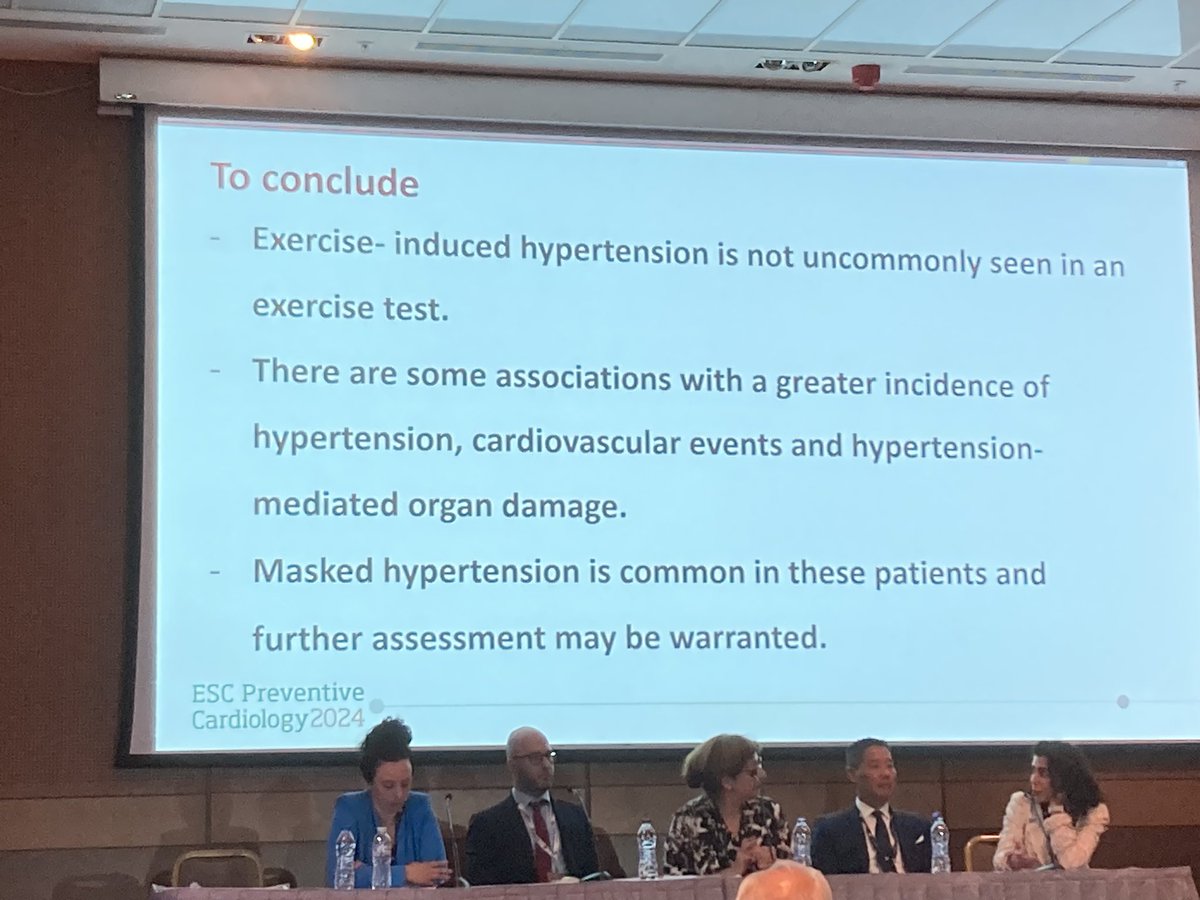 An amazing session on hypertension in pregnancy @DrMarthaGulati; exercise @AKasiakogias & wearables @DrEugeneYang expertly chaired by @AnastasiaSMihai & @ErinMichos #ESCPrev2024 Take home for me: 1- wearables for BP not quite there yet - but exciting future! …/2