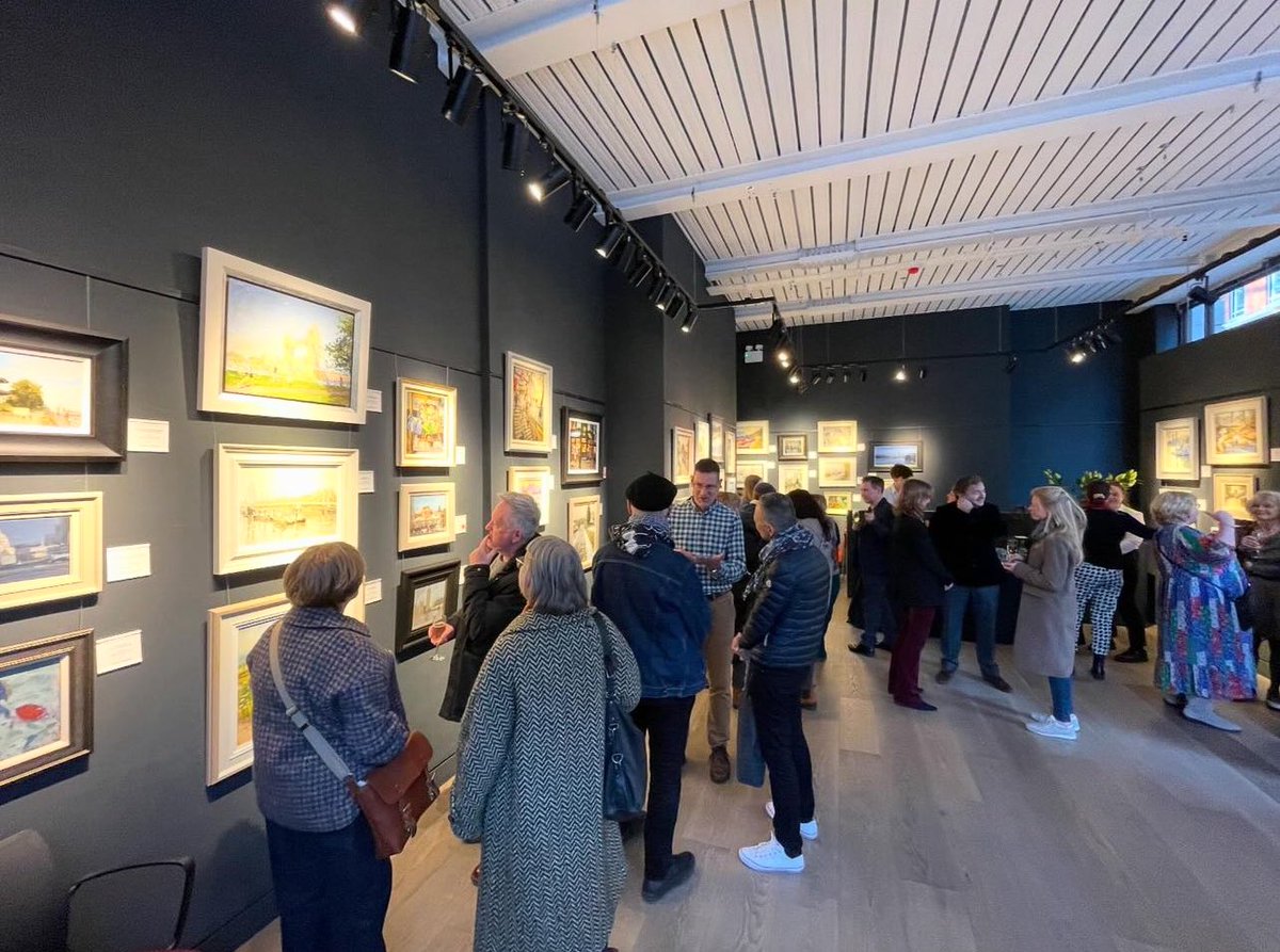 StevenPSmith37's tweet photo. Today is the last day to view ‘The Northern Boys’ exhibition at Panter and Hall, 21-22 Pall Mall  https://t.co/QxrZzmvKJI https://t.co/Xc3KCD9c6w