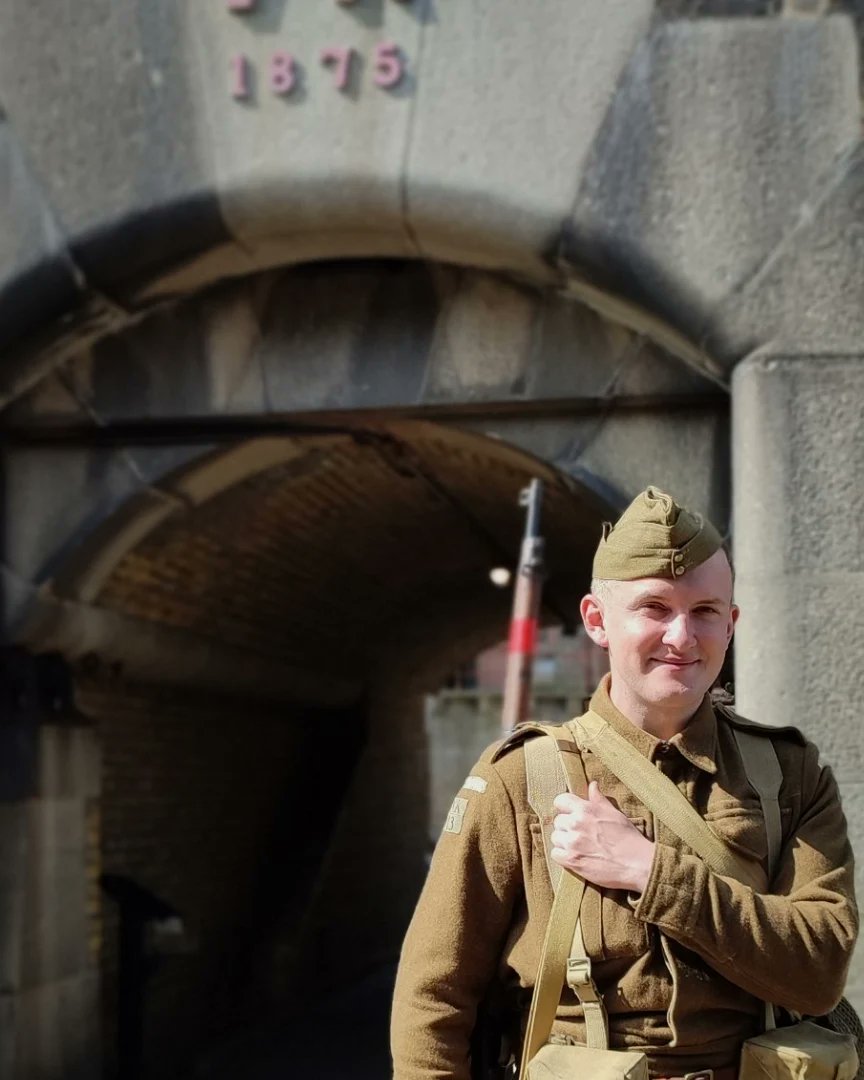 🟢🟢 THIS WEEKEND 🟢🟢
40s at the Fort.  
Step back in time to Wartime Britain 🇬🇧 into a working Barrack. Learn of the soldier's daily routine and duties. 
#norfolkhomeguard 
#royalarmyservicecorps #innsofcourt #royalarmouredcorps #LandguardFort