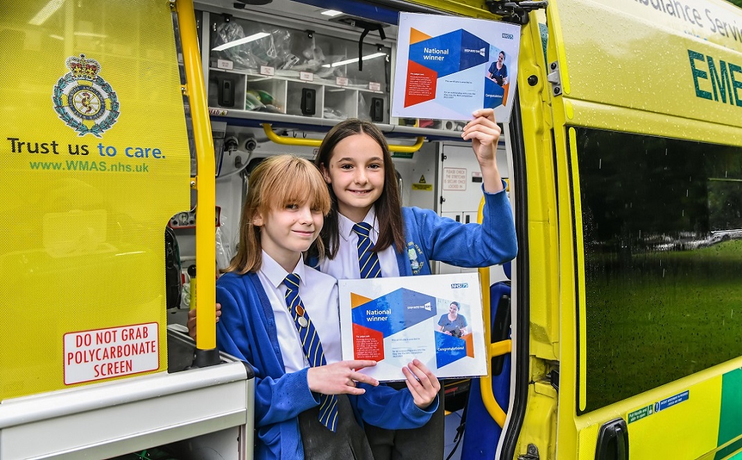 Do you work with children aged 7-11? Enter the #StepIntoTheNHS competition with them to raise their career aspirations and have the chance of winning great prizes! stepintothenhs.nhs.uk/primary-schools