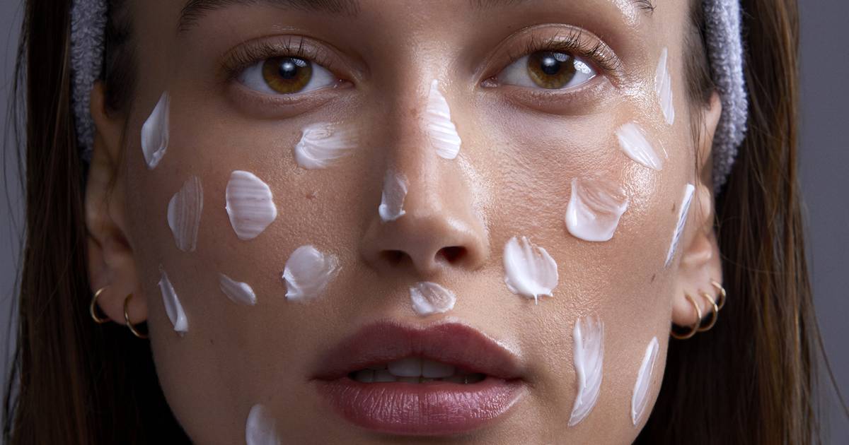 IrishTimes's tweet image. Simone Gannon: Hailey Bieber’s sold-out skincare line lives up to the hype irishtimes.com/life-style/fas… via @IrishTimesLife
