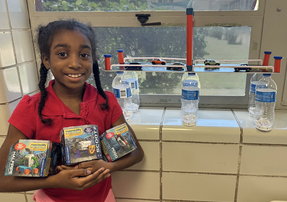 Emily Medrano tweet media