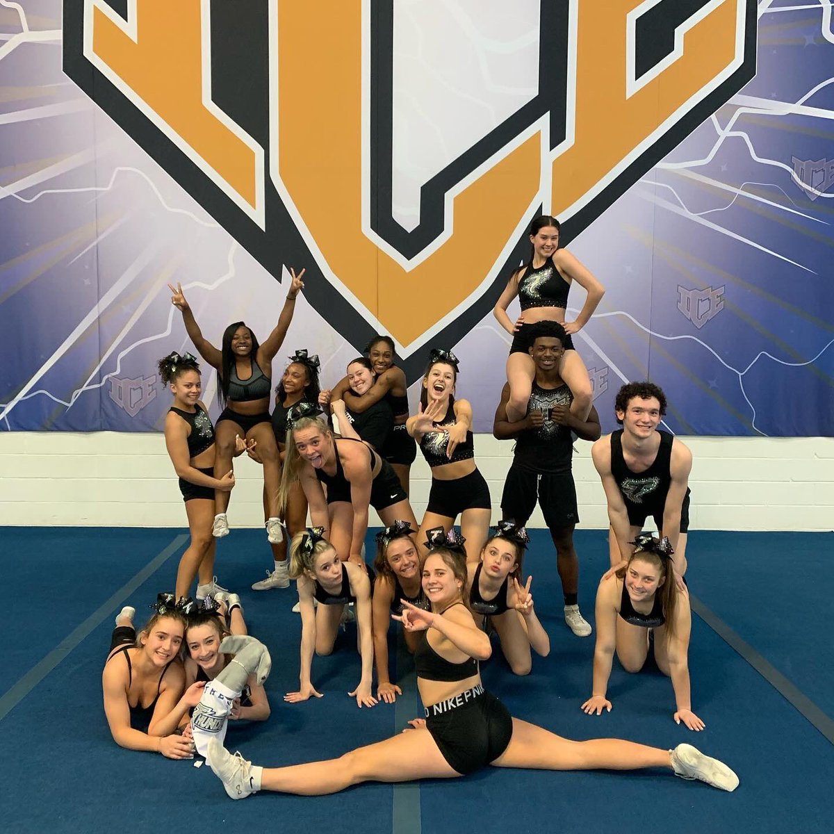 ICE Thunder tweet media