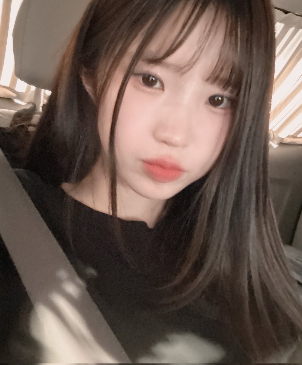 [🍀flover ONLY] 240426
fromis_9 Song Hayoung Weverse DM Membership Post

#fromis_9 #프로미스나인 #flover_only #songhayoung #hayoung #하영 #송하영