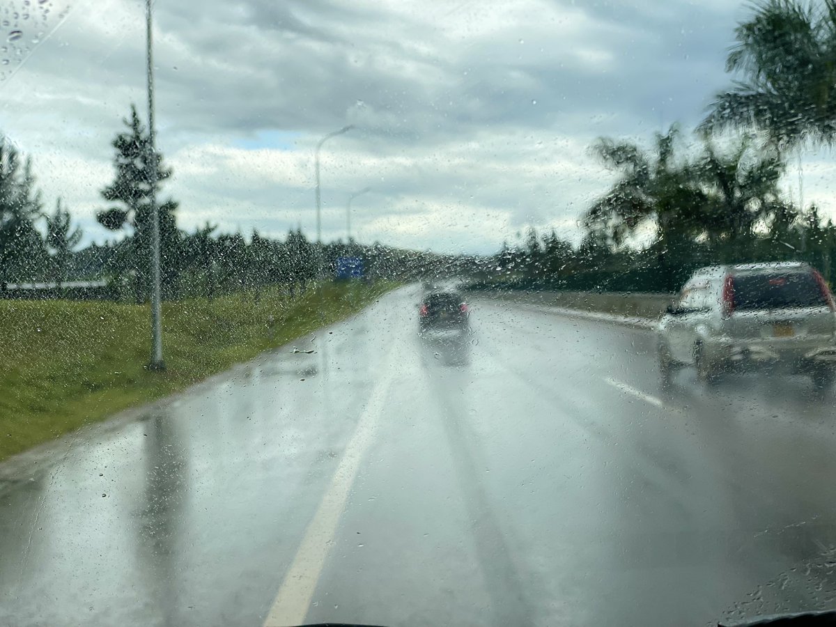 Driving in the rain can be tricky! While on the Expressway, keep a safe distance ↔️ from the vehicle ahead of you. Stay safe, Slow down! #RoadSafetyUg