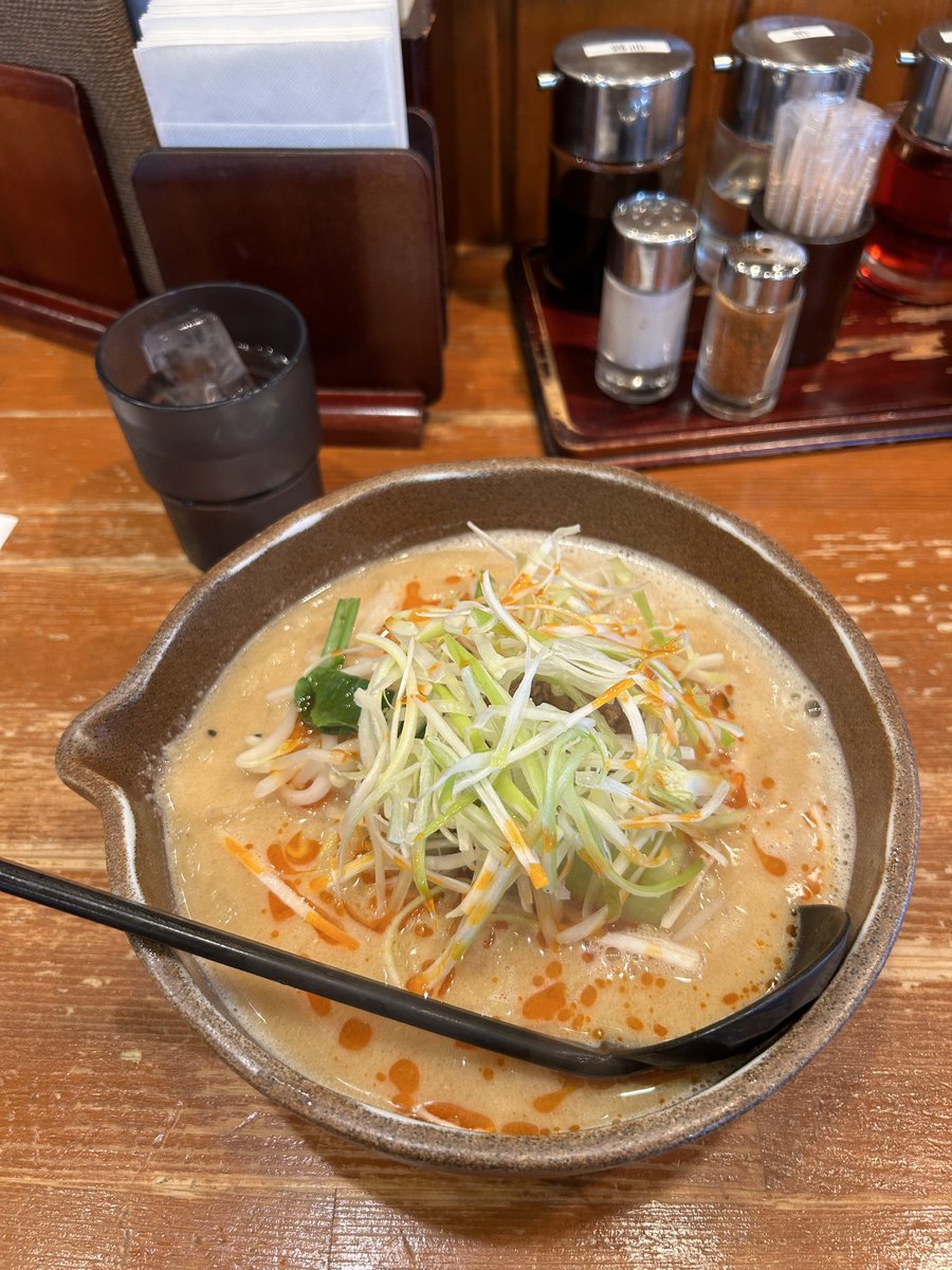 himawarihiro1's tweet photo. 今日のお昼は
担々麺
美味かった〜😋 https://t.co/h0KbW4G3W9