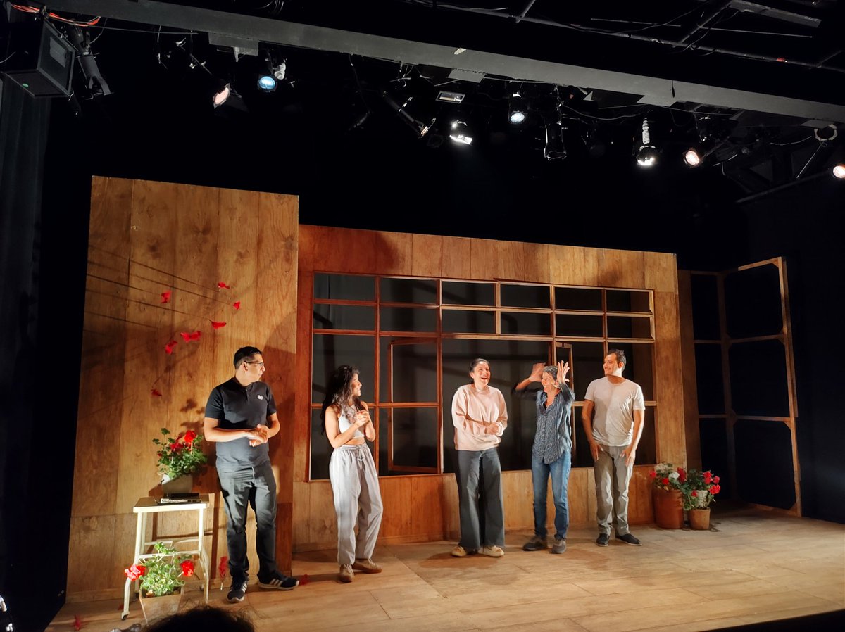 Gabrielgtzg's tweet photo. ¡Qué puta joya de obra!
🤩🥰😭
👏👏👏👏👏
¡Bravo!
¡Felicidades!
@s_josejuan, @aa_belen, @Elmirador_0 

Ir al @Helenico es garantía absoluta del mejor teatro 🎭🇲🇽
Se sabe!!! https://t.co/ByJ2riYdkH