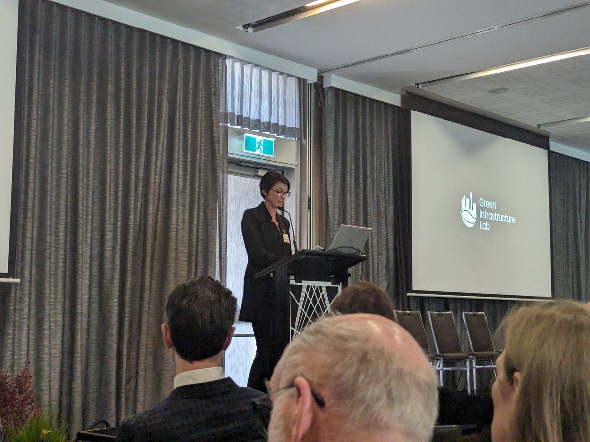 UTS Green Infrastructure Lab launch!

Thank you for giving me an opportunity to waggle on stage 🐝 and chat about the positive impact of enhancing solar panel performance with green roofs!

#UTSGILab
#greeninfrastructure #ecofriendly, #cleanenergy, , #solar, #renewableenergy