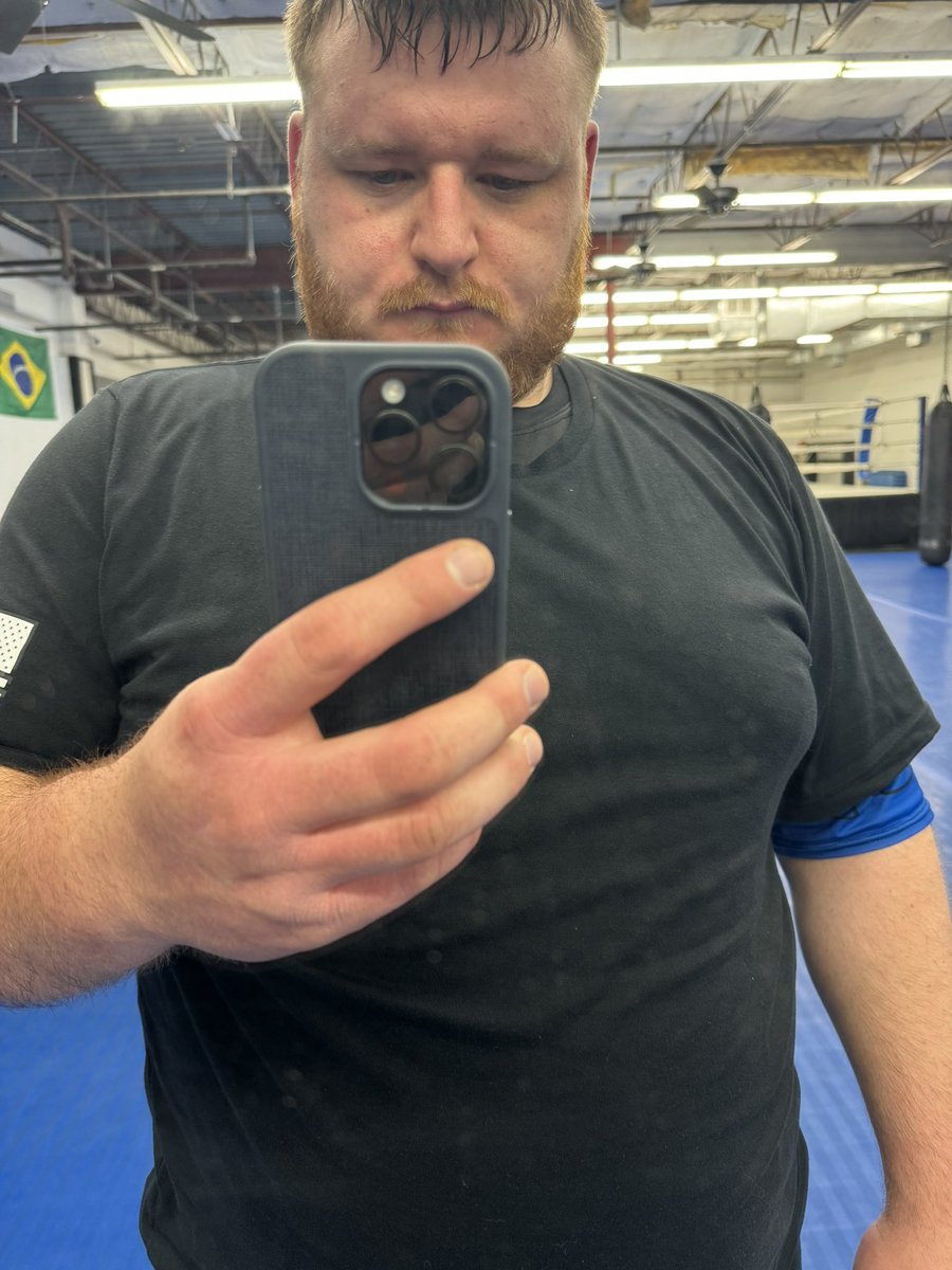 TheNokose's tweet photo. Words from my coach Hard work plus dedication equals winning #GDB #kickboxing #MMA #Hayabusa #Muscogeecreeknation #Oklahoma
#Oklahomanative https://t.co/rSI9tGGqaz
