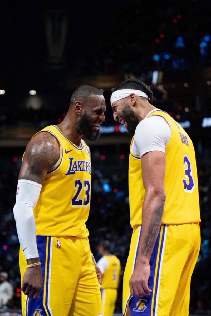 LeBron & AD = 59 points Rest of Lakers starters = 27 points