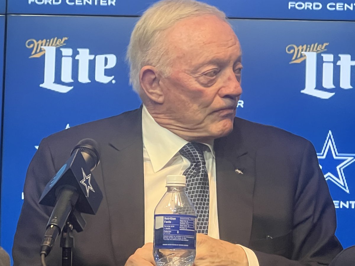 Cowboys owner Jerry Jones said former Texas RB Jonathon Brooks had the best predraft interview of any prospect Jones has spoken to in 30 years. “We got him high, high (on our board). He’s a good player.” Will McClay reminds the room that Brooks is still available in draft.