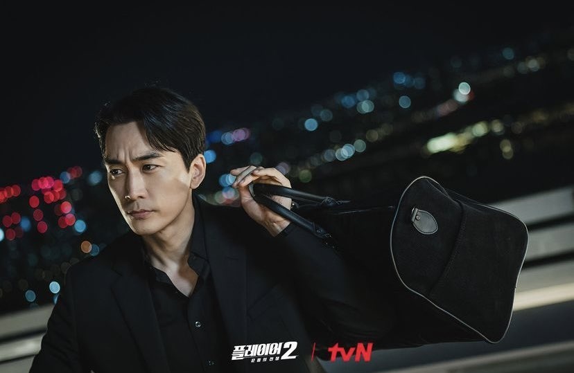 #SongSeungheon still cuts for #ThePlayer2 🔥😍two completely different moods🤔😍
#플레이어2_꾼들의전쟁 #Player #ThePlayer2_MasterOfSwindlers #송승헌