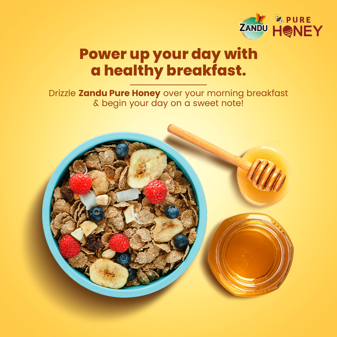 Stir Zandu Pure Honey into your warm oatmeal. It's the perfect touch of nature's goodness to energyize your day. Choose the healthy way to wake up your taste buds and nourish your body.

#zandupurehoney #purehoney #healthyrecipe #nutritiousfood #oatsrecipe #healthyliving