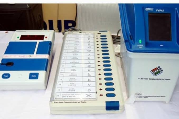 VVPAT पर सभी याचिका SC ने ख़ारिज की EVM-VVPAT पर पर्ची मिलान की सभी याचिका ख़ारिज। EVM पर सवाल उठाने वाले सभी याचिका ख़ारिज। #EVM_VVPAT #EVM