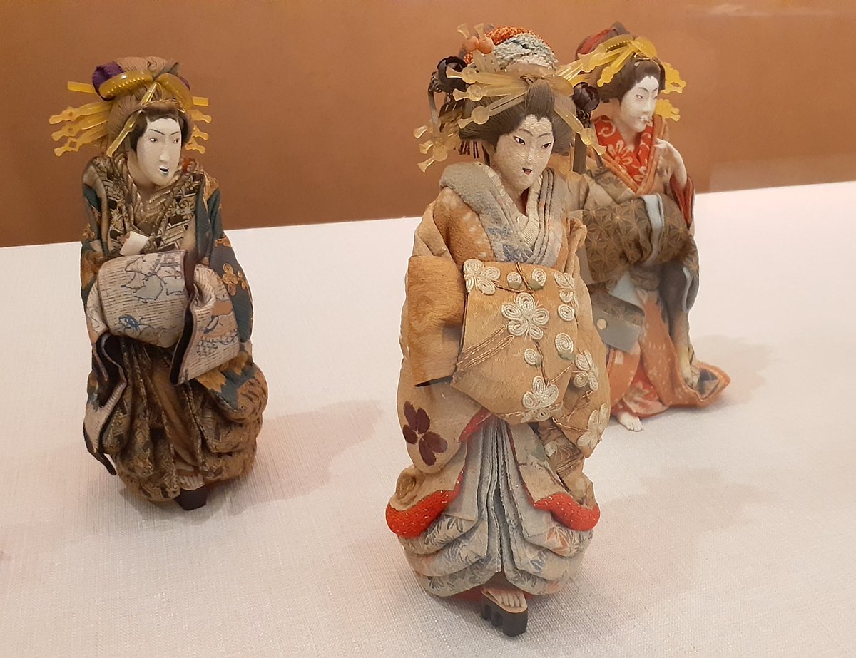 さて、明日から3連休ですね。 当館ではただいま「吉原」(1981年)と