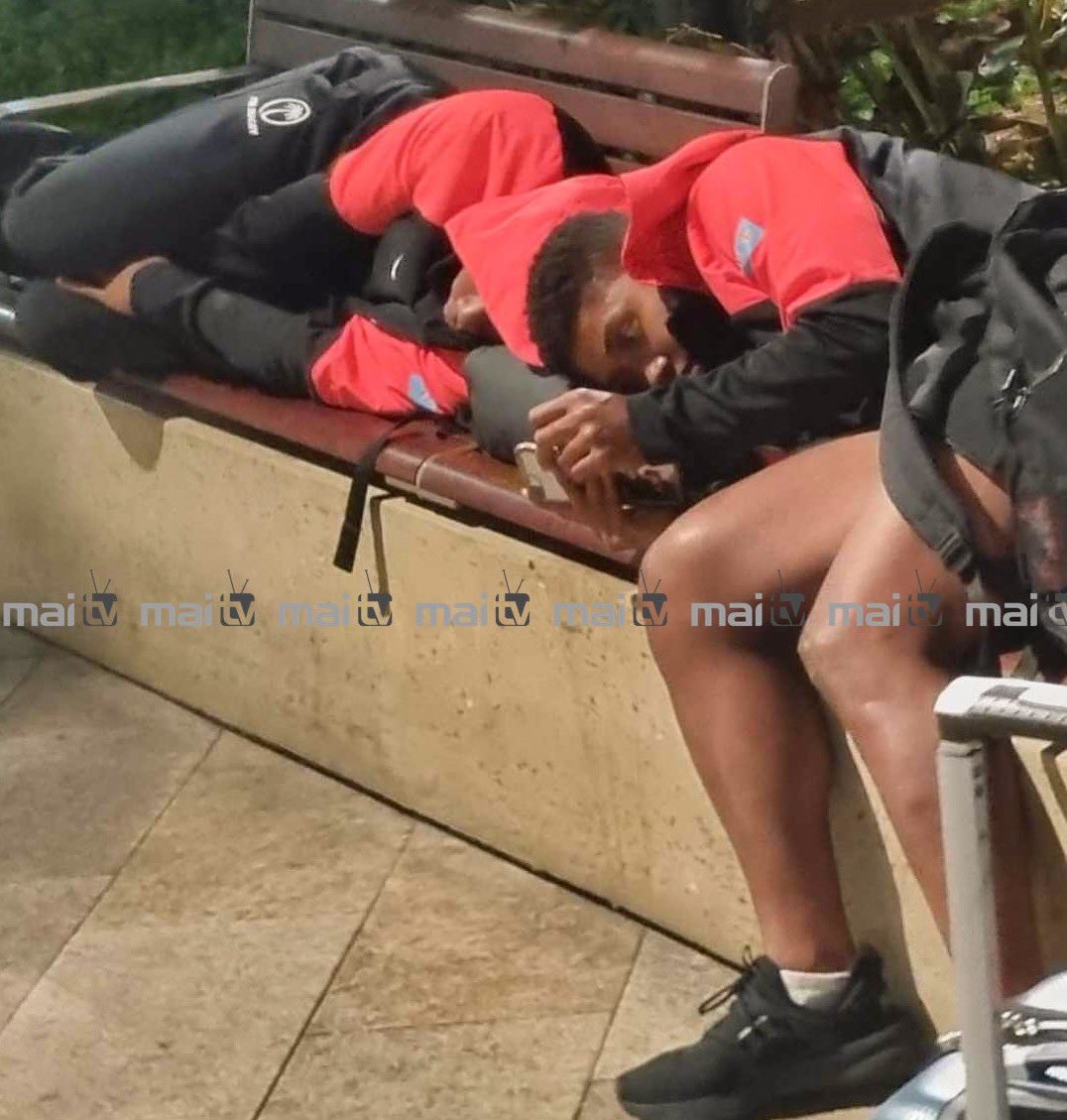 There are indications that the women’s Fijiana 7s team slept on benches outside the Sydney airport on their way to the Dubai Sevens in December last year, while the men’s 7s team slept at the Ibis Airport Hotel. Read more 👉🏾 maitvfiji.com/fiji-womens-7s… #TeamFiji #FijiNews #Fiji