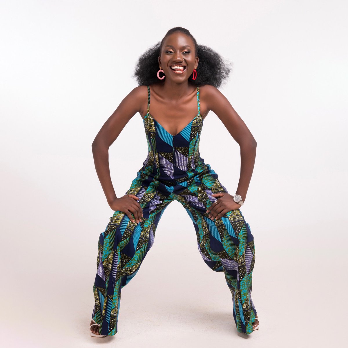 Let everyday have a signature outfit💫

Get yourself marish kitengi jumpsuits available in different prints and sizes 

Size : small, XXL

#jumpsuits #africanprint #fashion #style #unique #marishfahion #africanstyle #jumpsuits #style