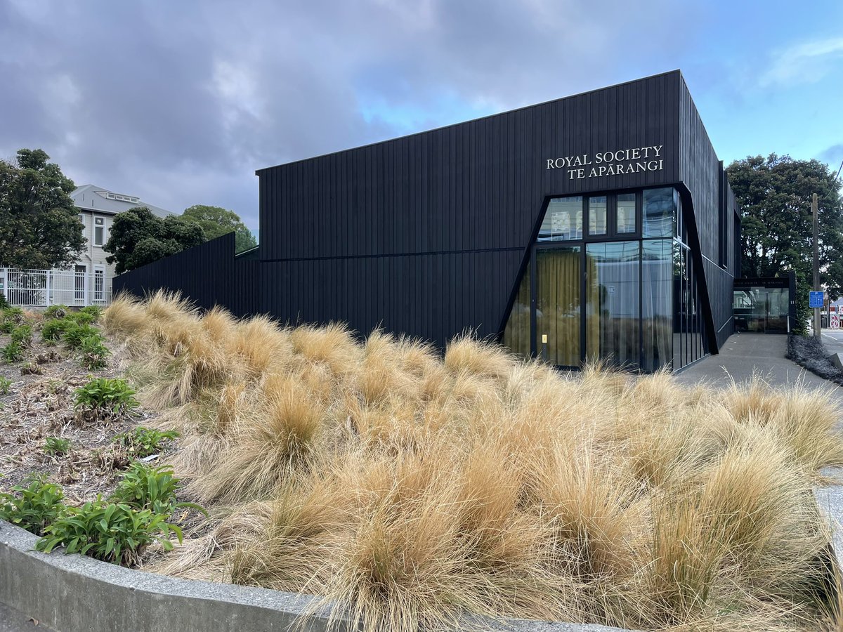 Peter Fineran tweet media