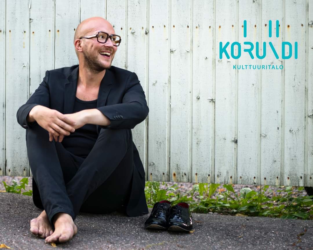 Tilaa Korundin uutiskirje! 📨 Tuoreimmassa vinkit vappubrunssista konsertteihin, lahjaideoista museon yleisöopastuksiin, ja myös tähän 👇 konserttiin, johon nopeimmille löytyy liput. Tilaukset Korundin verkkosivujen alareunasta korundi.fi/fi . 📸 Aki-Pekka Sinikoski.